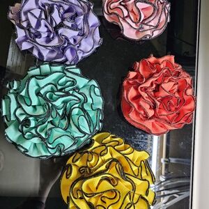 Flower pins custom made